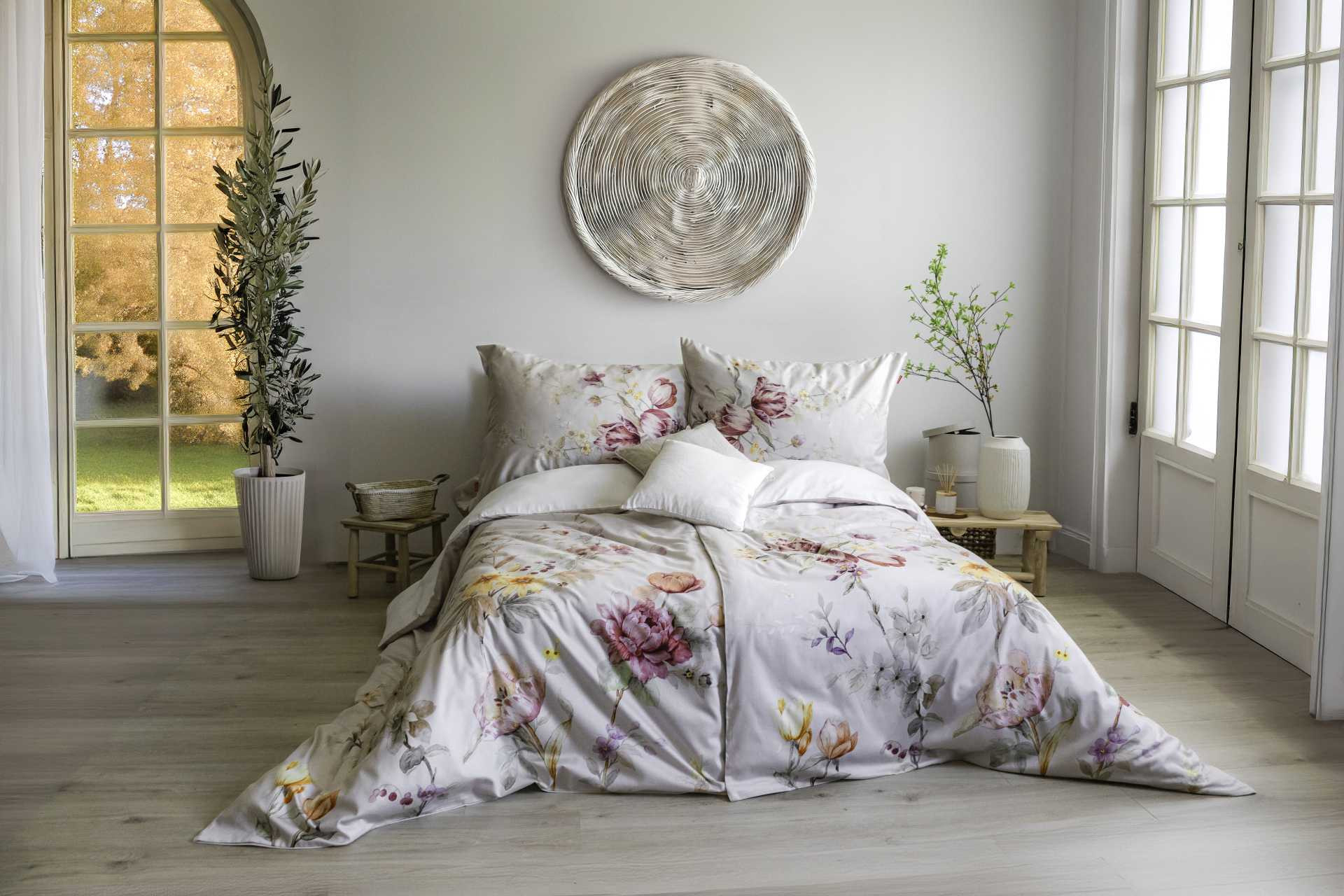 BED ART FLOWER