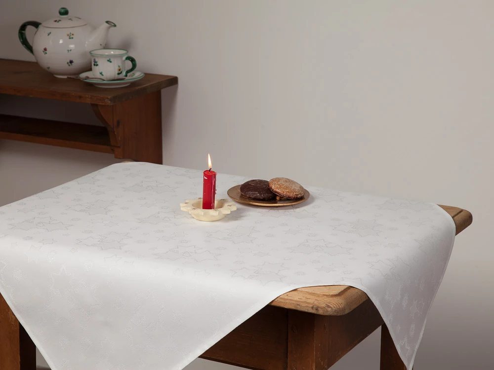 Weihnachtsdamast Deckserviette 80x80 cm