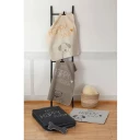 mit Decke und Hundebett