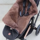 TOFFEE Lammfell Fußsack